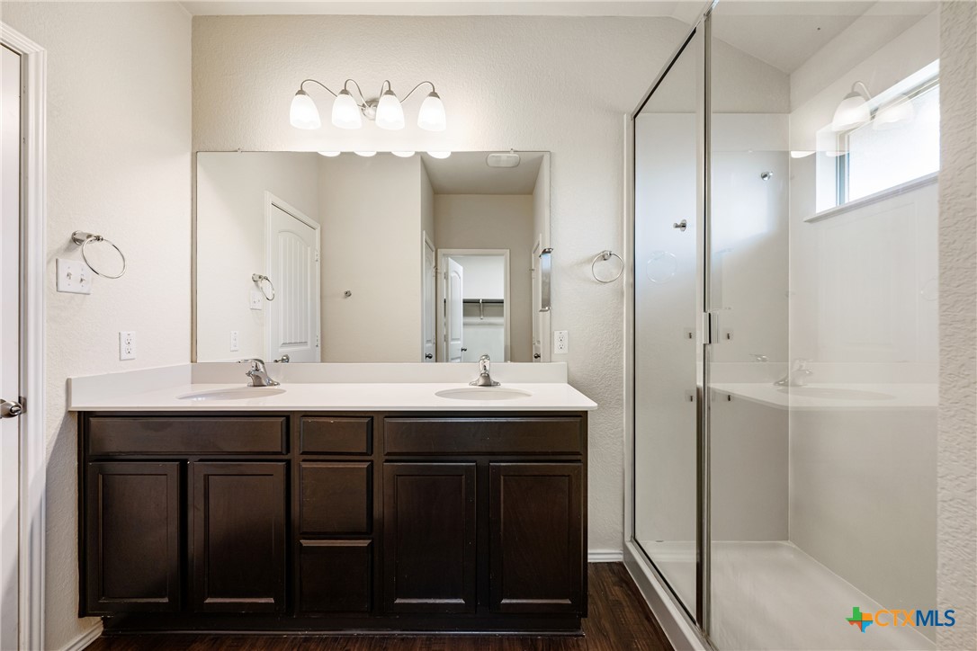 152 Beth Ann Loop Taylor, TX 76574 - Photo 27 of 40