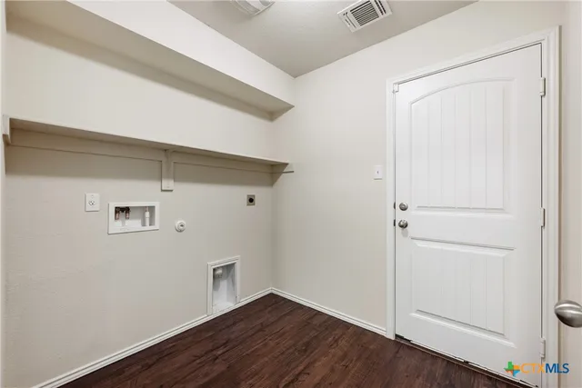 $338,000 | 152 Beth Ann Loop, Taylor, TX 76574