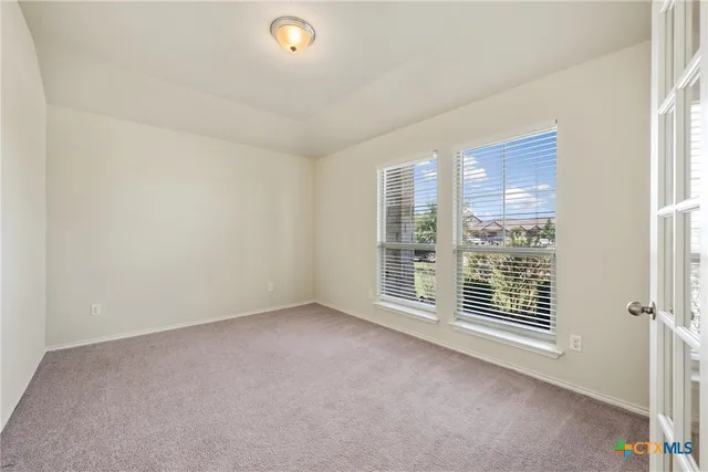 $338,000 | 152 Beth Ann Loop, Taylor, TX 76574