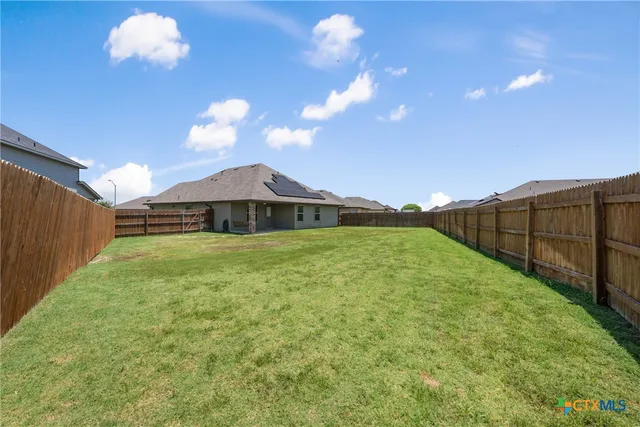 $338,000 | 152 Beth Ann Loop, Taylor, TX 76574