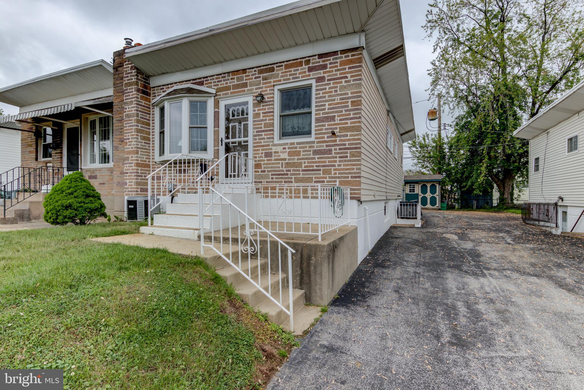 206 Hoffman Road Ridley Park, PA 19078 - Photo 3 of 22 Gallery Image 3