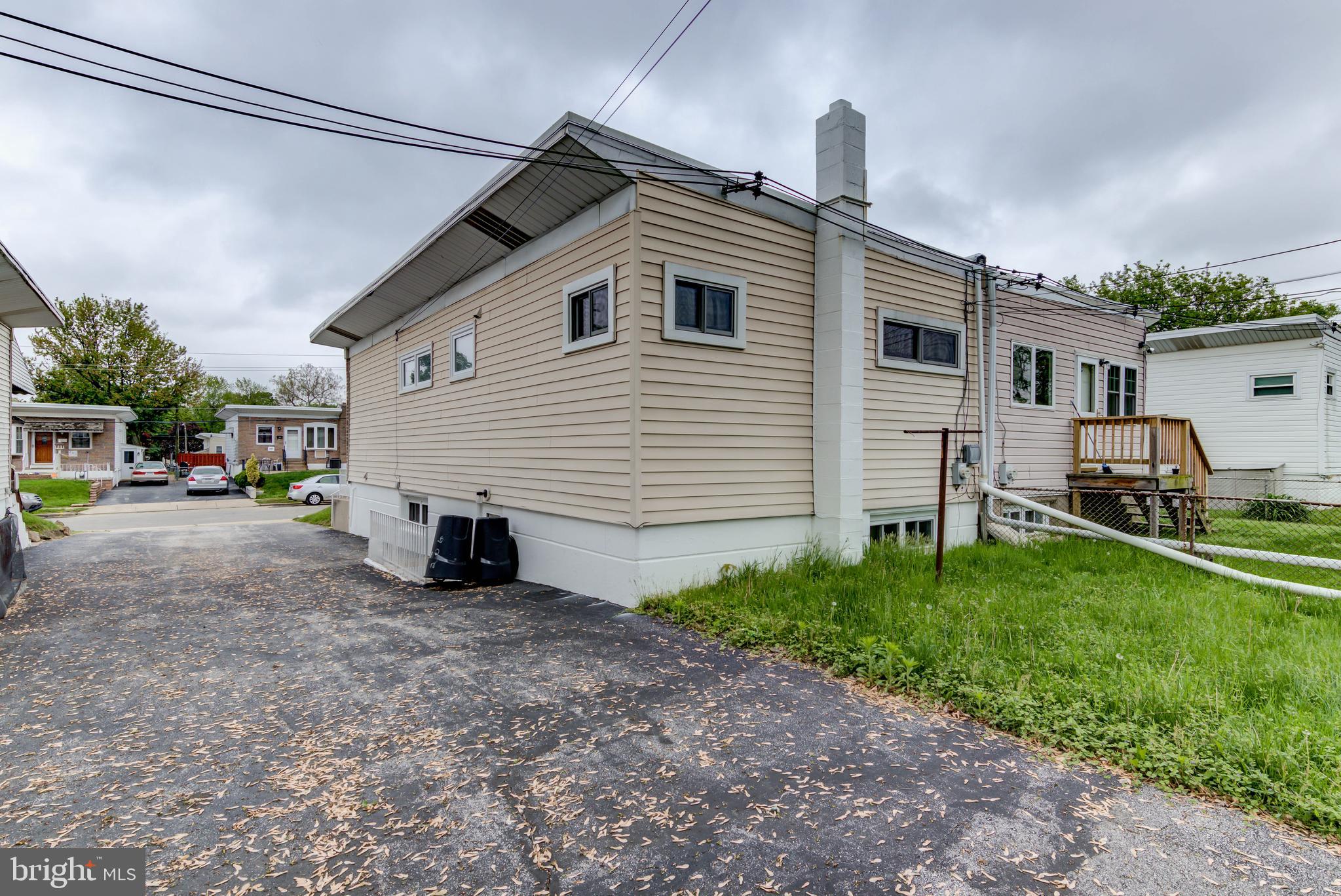 206 Hoffman Road Ridley Park, PA 19078 - Photo 4 of 22 Gallery Image 4