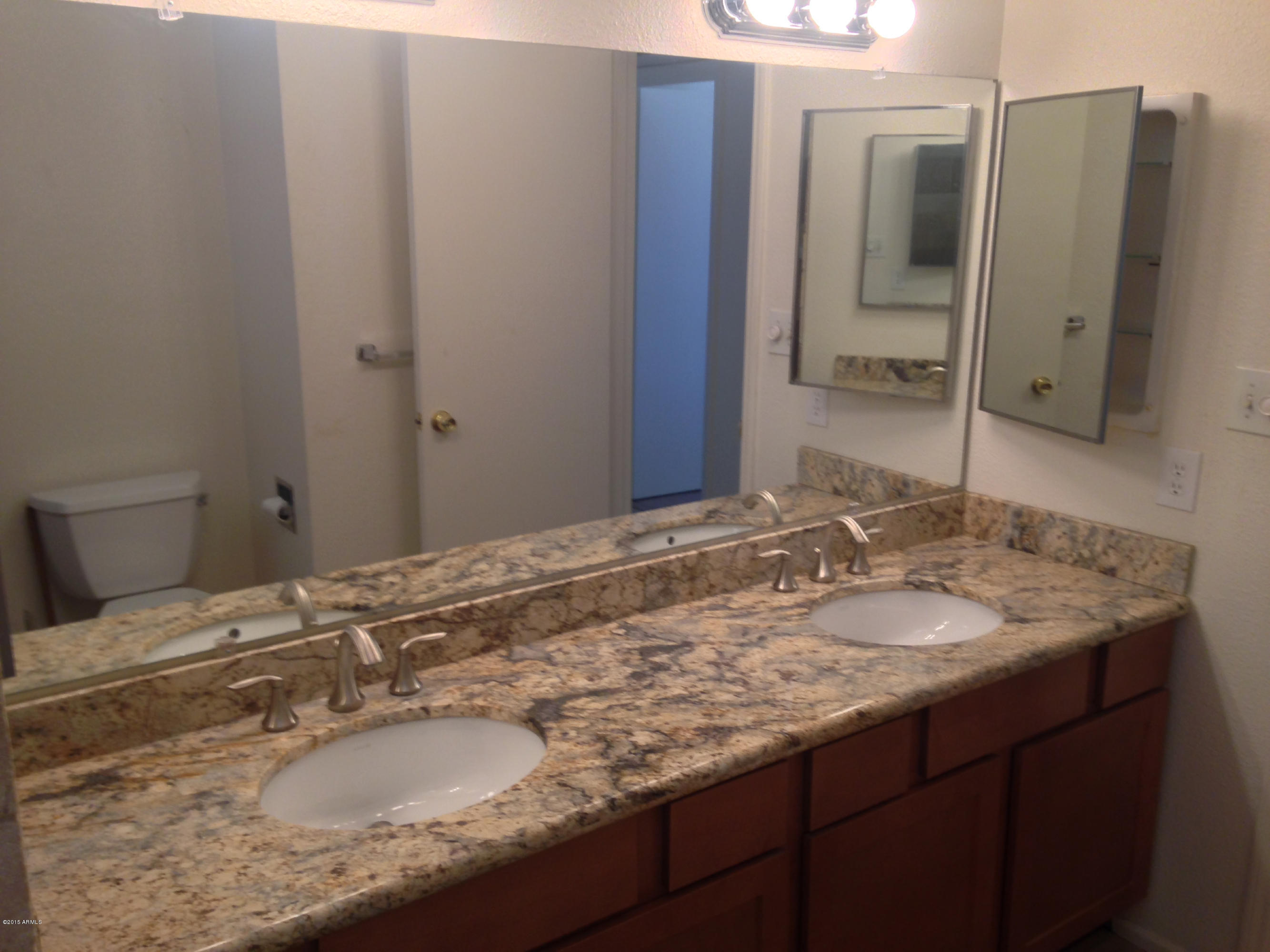 3631 West Shangri-la Road Phoenix, AZ 85029 - Photo 6 of 23 IMG_3404