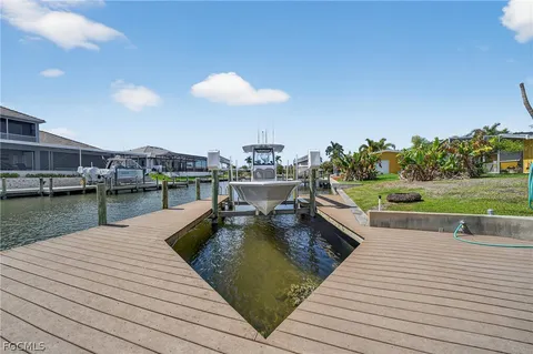 $690,000 | 124 Southwest 56th Terrace, Cape Coral, FL 33914
