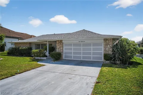 $690,000 | 124 Southwest 56th Terrace, Cape Coral, FL 33914