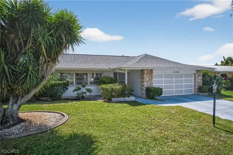 $690,000 | 124 Southwest 56th Terrace, Cape Coral, FL 33914