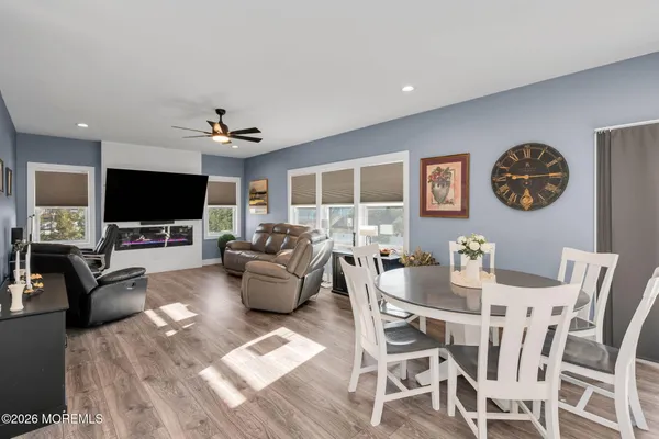 $899,000 | 312 Elm Court, Brick, NJ 08723