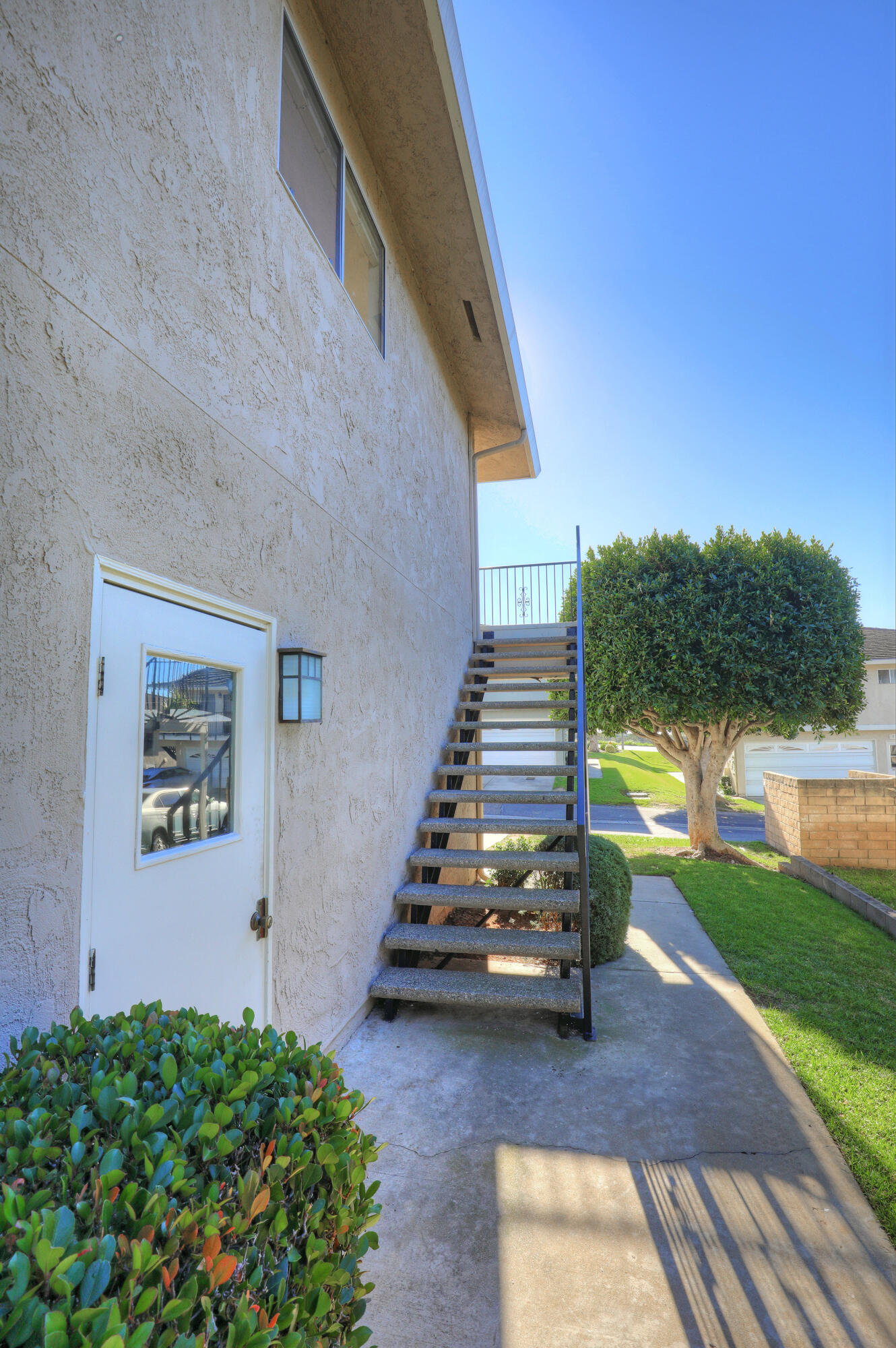 5945 Hickory Street, Unit 4 Carpinteria, CA 93013 - Photo 15 of 17 Stairs to the condo