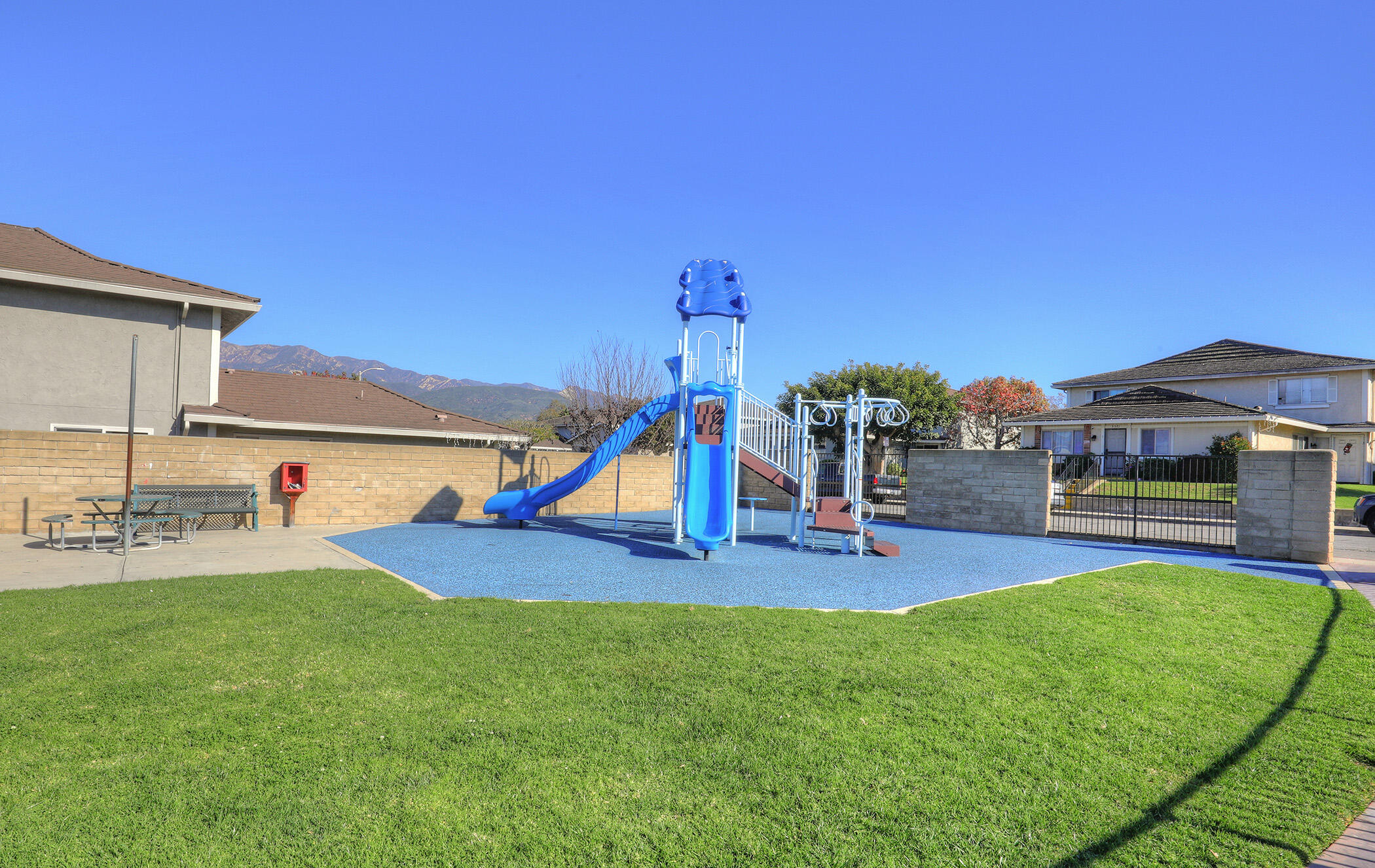 5945 Hickory Street, Unit 4 Carpinteria, CA 93013 - Photo 16 of 17 Play area