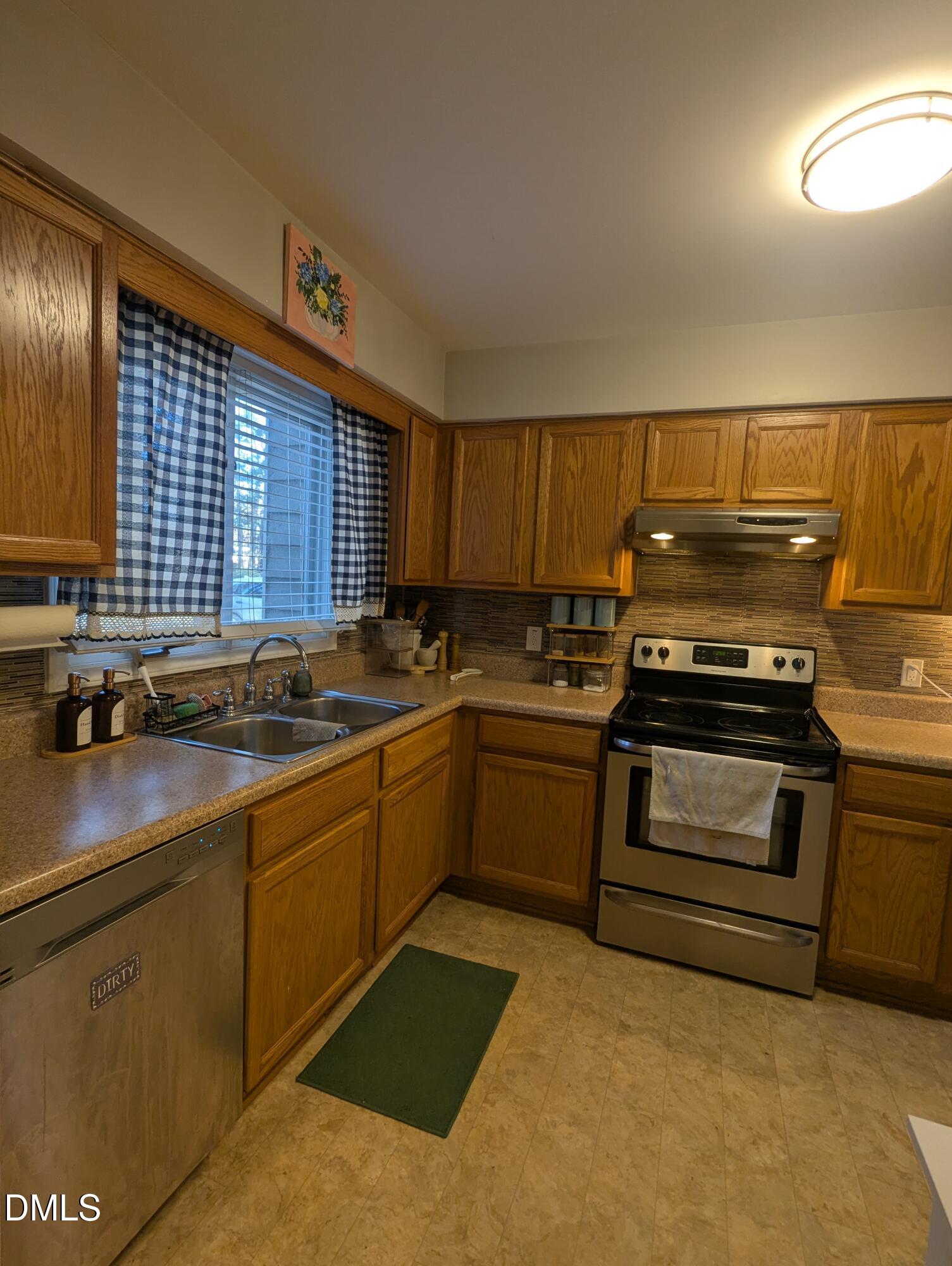 5513 Kaplan Drive Raleigh, NC 27606 - Photo 22 of 52