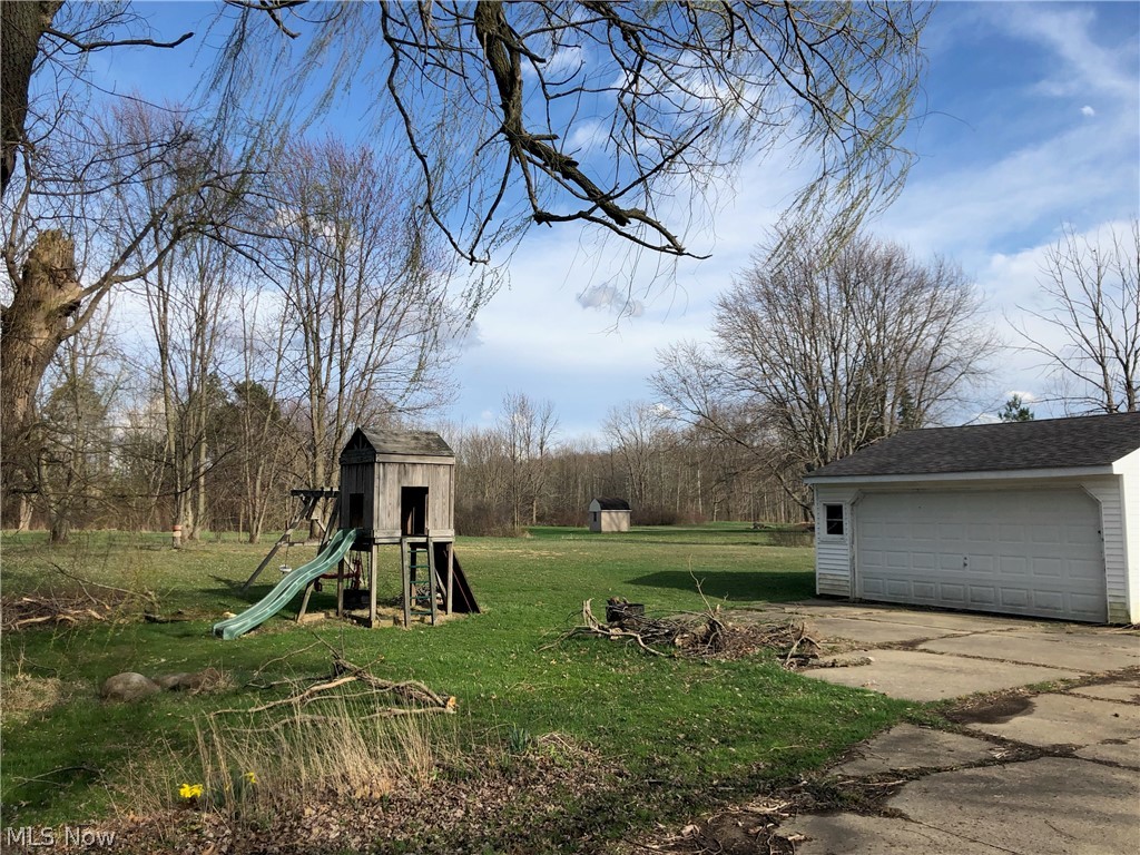 5933 Stow Road Hudson, OH 44236 - Photo 3 of 11 Gallery Image 3