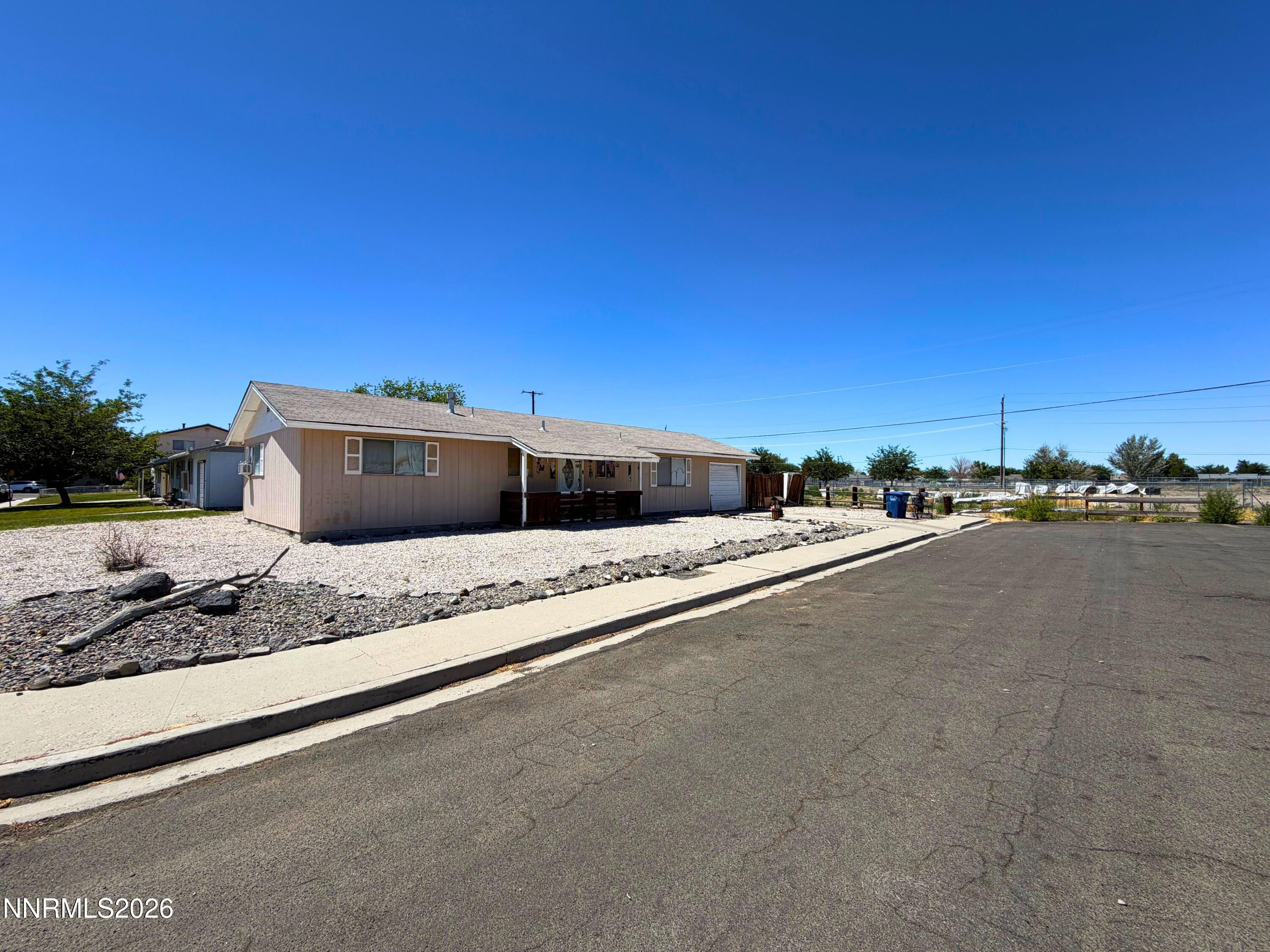 215 North Allen Street Fallon, NV 89406 - Photo 13 of 14 side