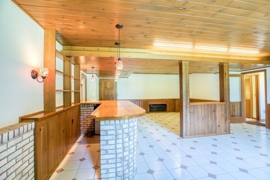 65 White Loaf Road Southampton, MA 01073 - Photo 13 of 33 a view of an entryway of the house