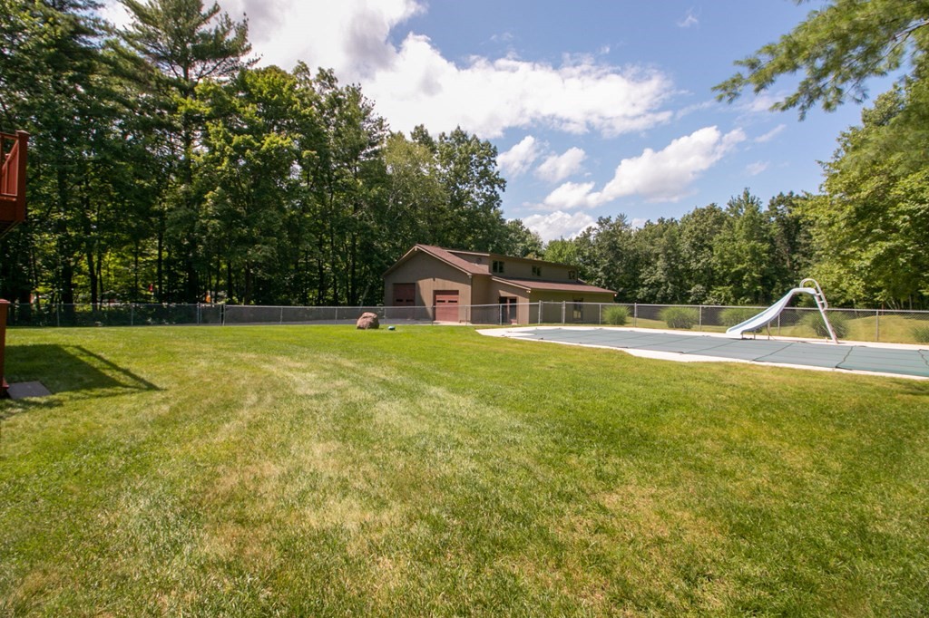 65 White Loaf Road Southampton, MA 01073 - Photo 32 of 33 a house view with swimming pool in front of it
