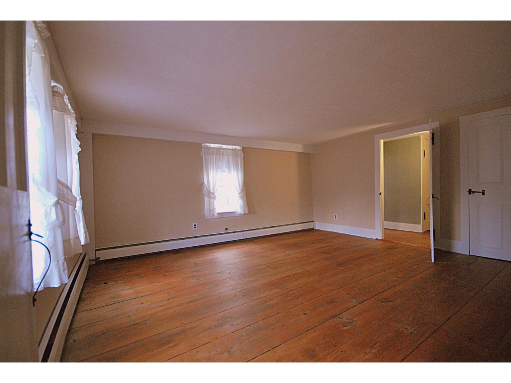 190 Baboosic Lake Road Merrimack, NH 03054 - Photo 18 of 25