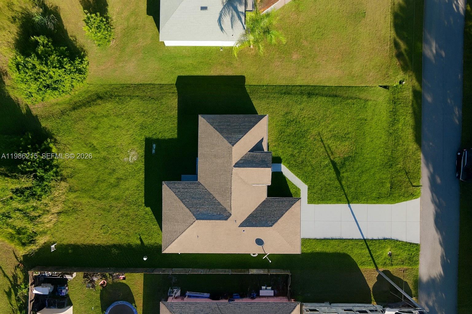 116 Ridgemont Drive Lehigh Acres, FL 33972 - Photo 38 of 43