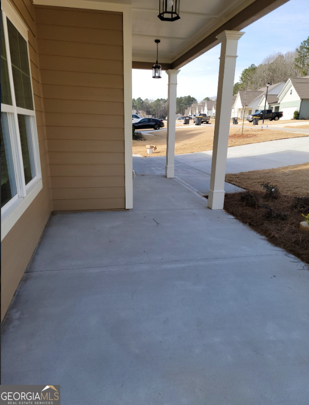 275 S Ridge Senoia, GA 30276 - Photo 6 of 37