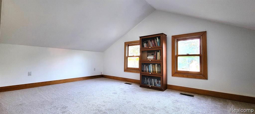 23925 Farmington Road Farmington, MI 48336 - Photo 25 of 41