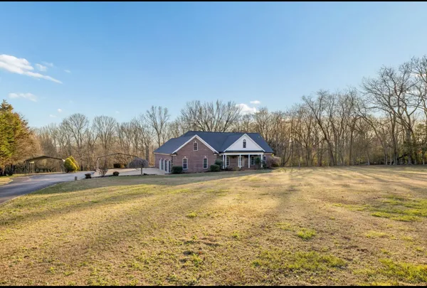 $1,299,000 | 1366 Iron Bridge Road, Columbia, TN 38401