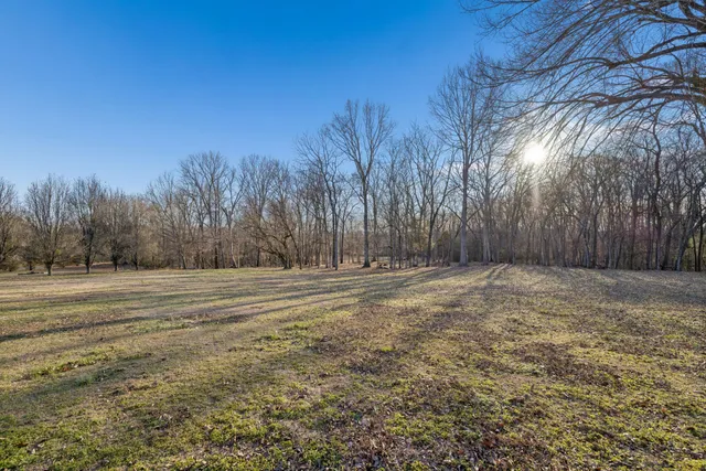 $1,600,000 | 1366 Iron Bridge Road, Columbia, TN 38401