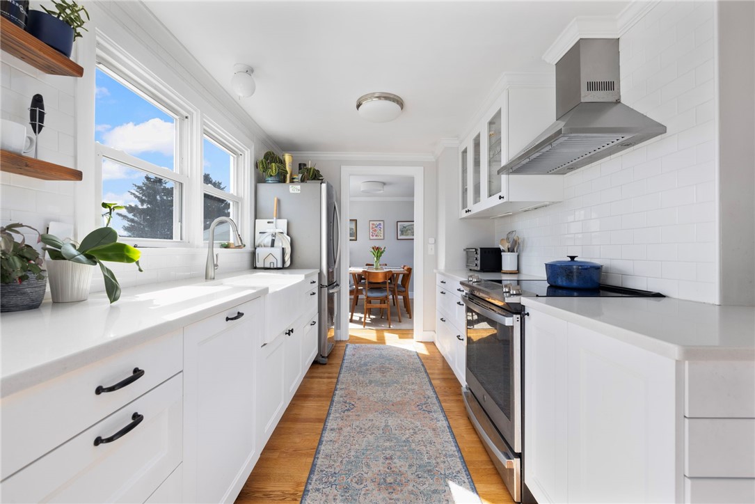 45 Harvey Road Middletown, RI 02842 - Photo 11 of 43