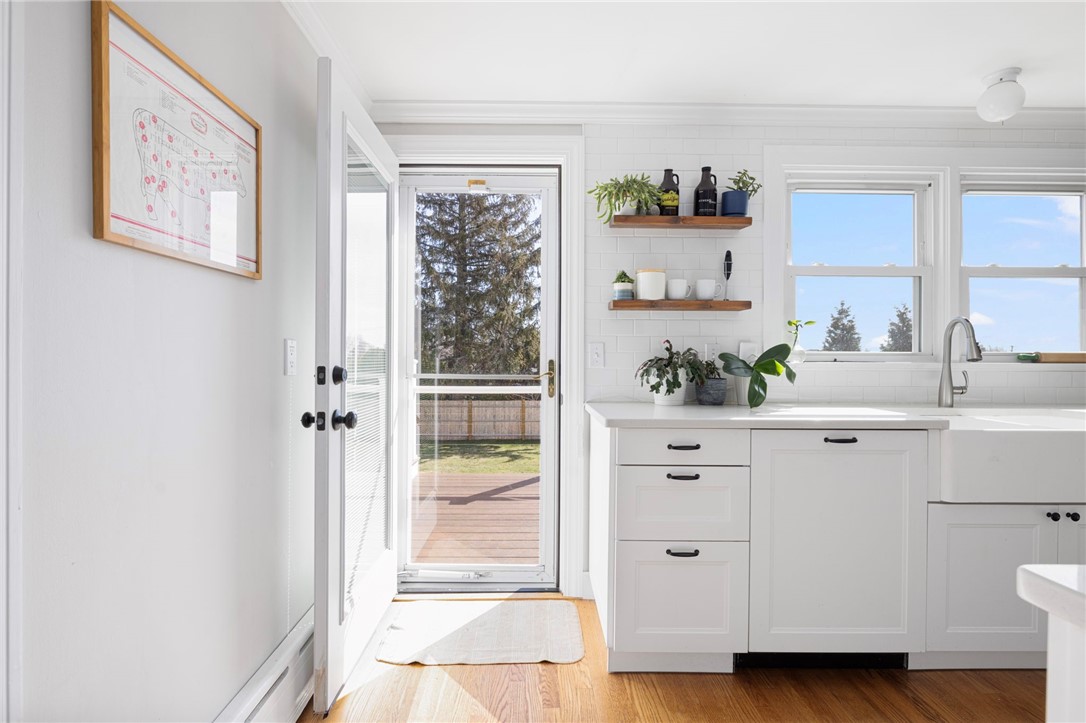 45 Harvey Road Middletown, RI 02842 - Photo 13 of 43