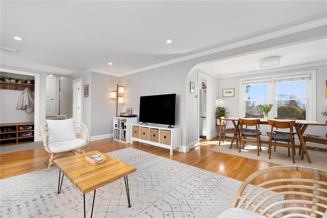 45 Harvey Road Middletown, RI 02842 - Photo 6 of 43