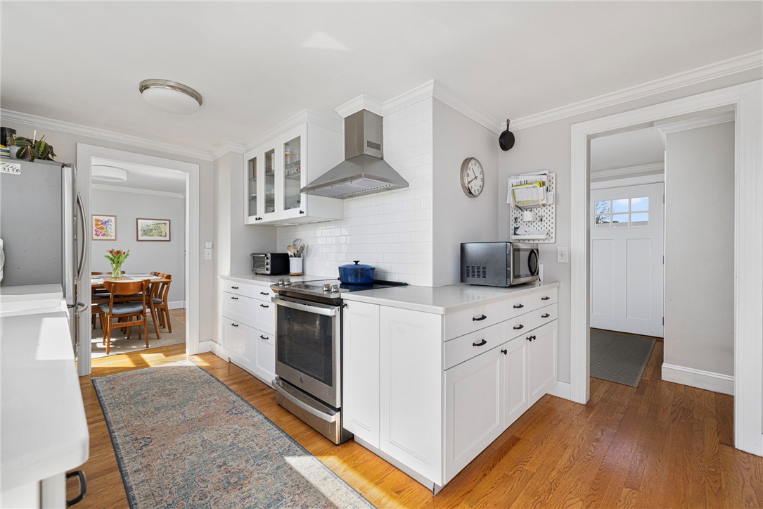 45 Harvey Road Middletown, RI 02842 - Photo 9 of 43