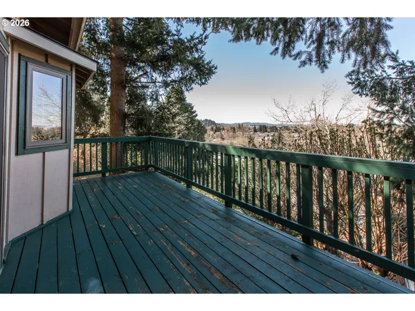 $500,000 | 992 Sunset Drive, Springfield, OR 97477