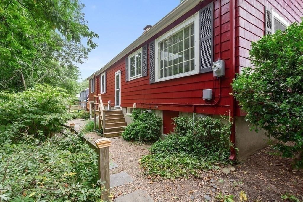 9 Brimblecomb Avenue Marblehead, MA 01945 - Photo 22 of 24