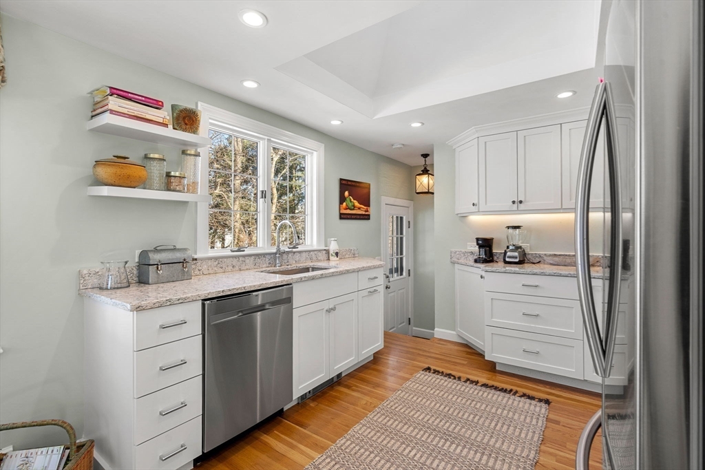 9 Brimblecomb Avenue Marblehead, MA 01945 - Photo 7 of 24