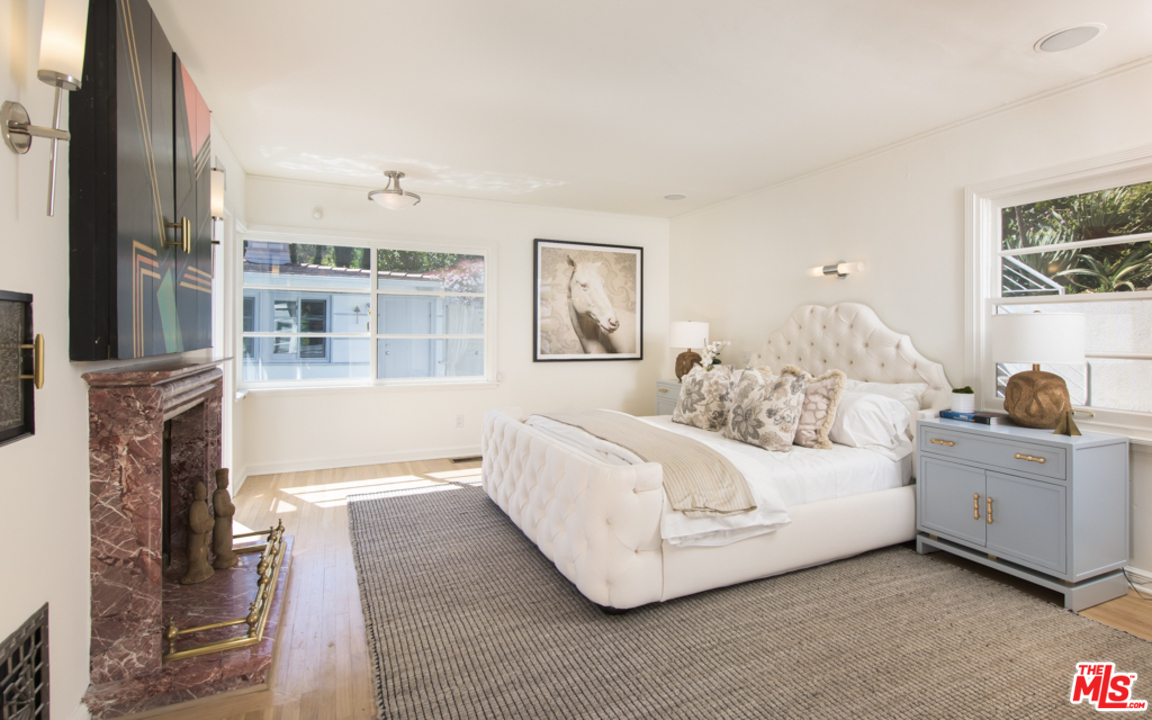 2331 Outpost Drive Los Angeles, CA 90068 - Photo 11 of 30