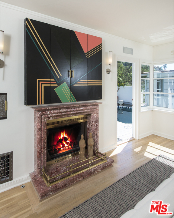 2331 Outpost Drive Los Angeles, CA 90068 - Photo 12 of 30