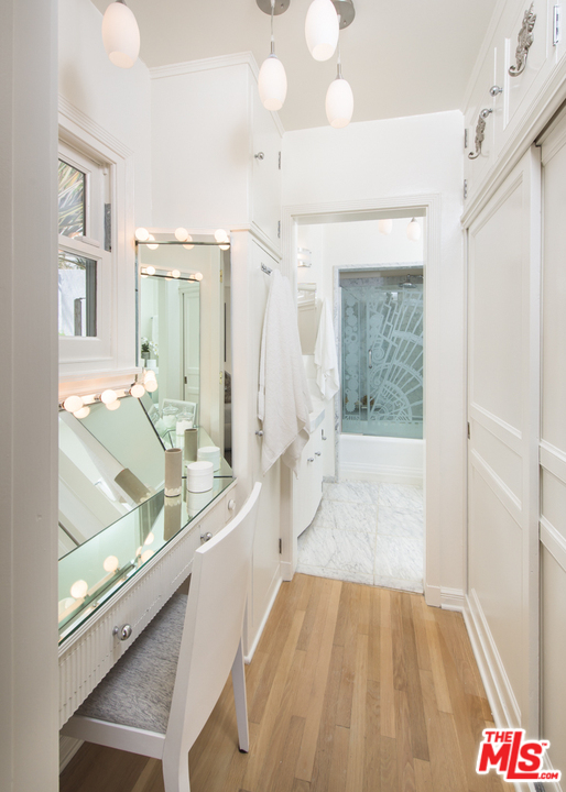 2331 Outpost Drive Los Angeles, CA 90068 - Photo 13 of 30