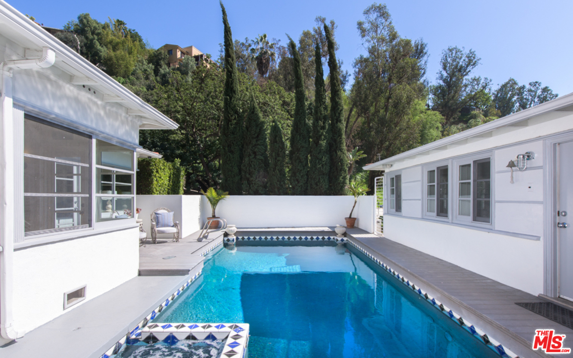 2331 Outpost Drive Los Angeles, CA 90068 - Photo 20 of 30