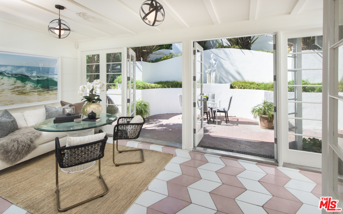 2331 Outpost Drive Los Angeles, CA 90068 - Photo 6 of 30