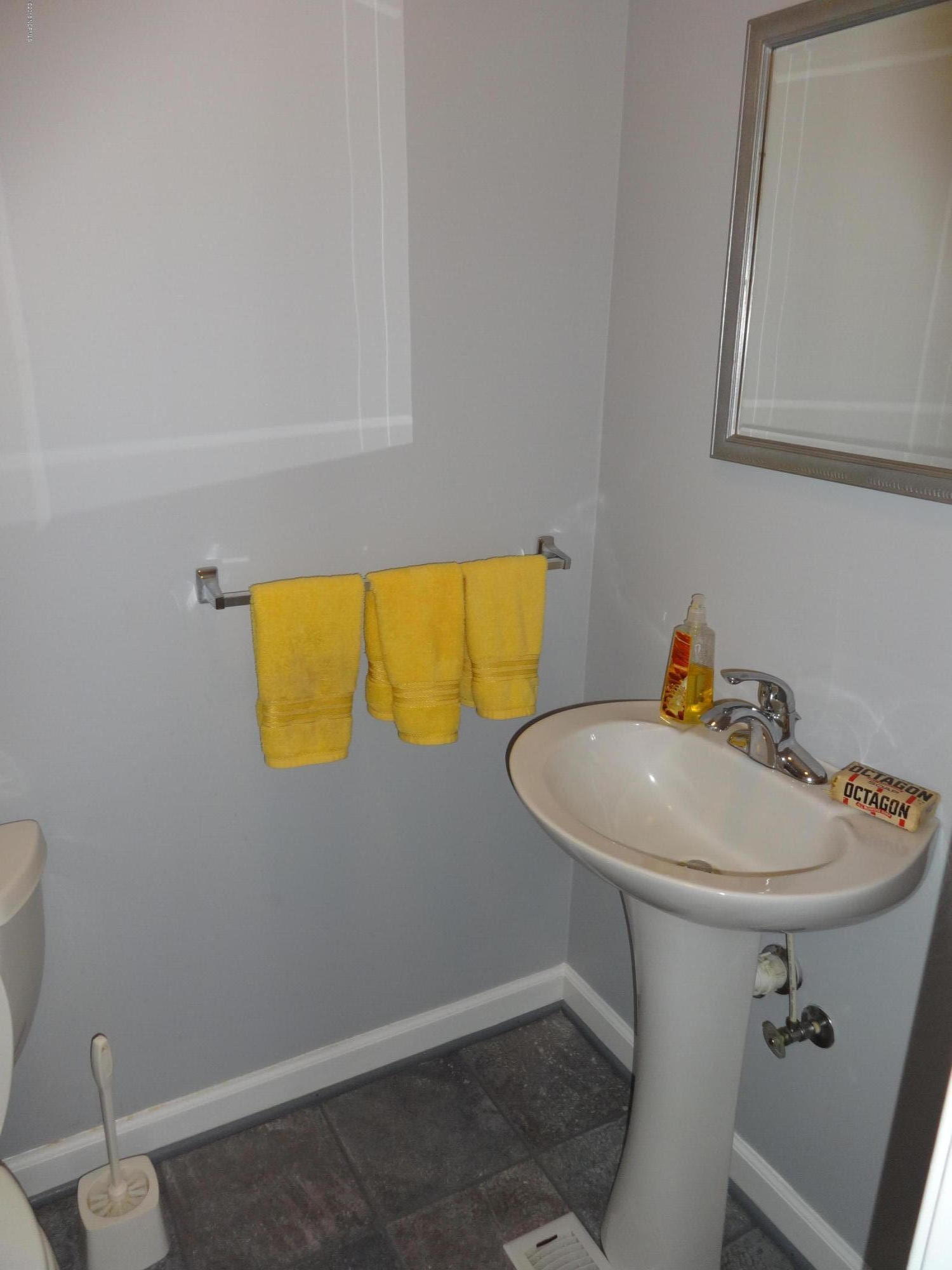 410 Pearson Road Clinton, NC 28328 - Photo 16 of 28 DSC01617