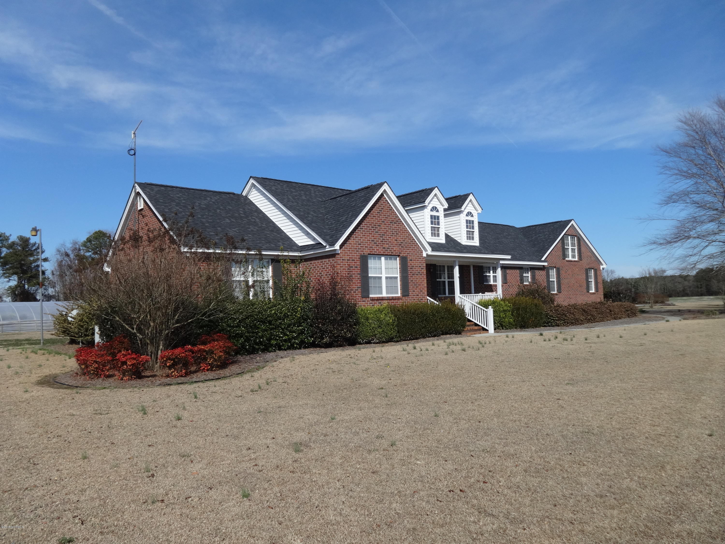 410 Pearson Road Clinton, NC 28328 - Photo 4 of 28 DSC01634