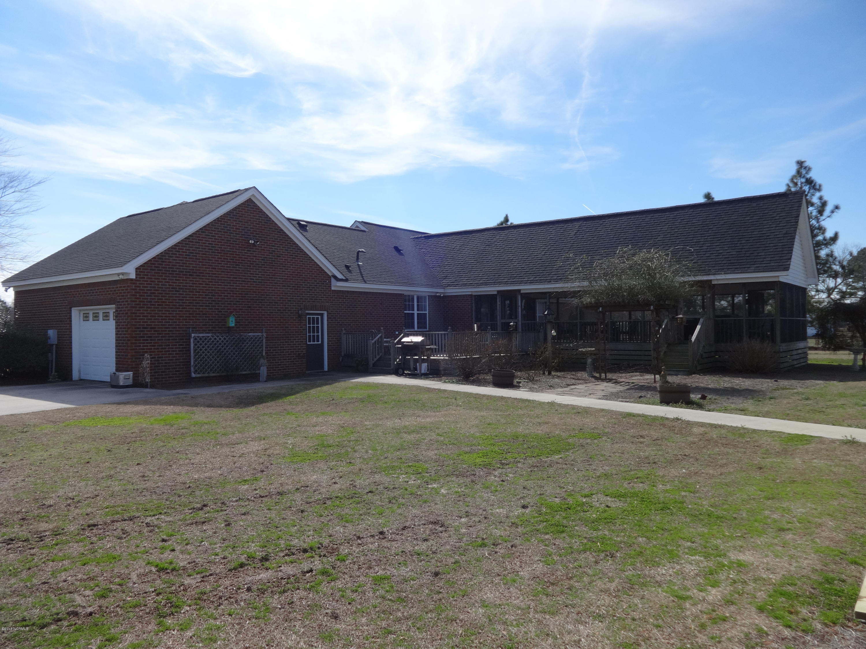 410 Pearson Road Clinton, NC 28328 - Photo 7 of 28 DSC01637