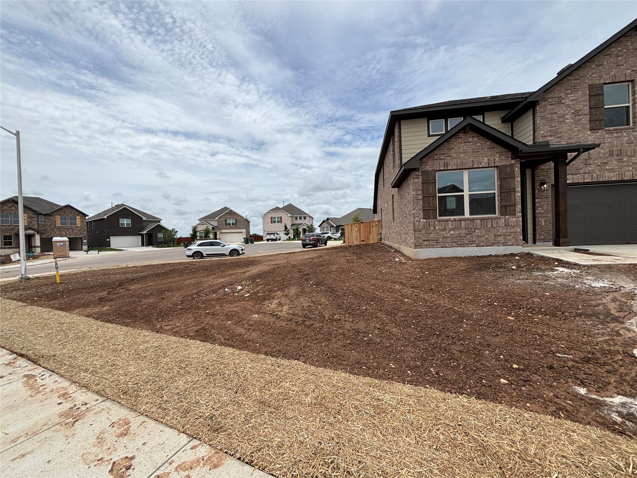 1016 Smudge Way Georgetown, TX 78633 - Photo 5 of 38