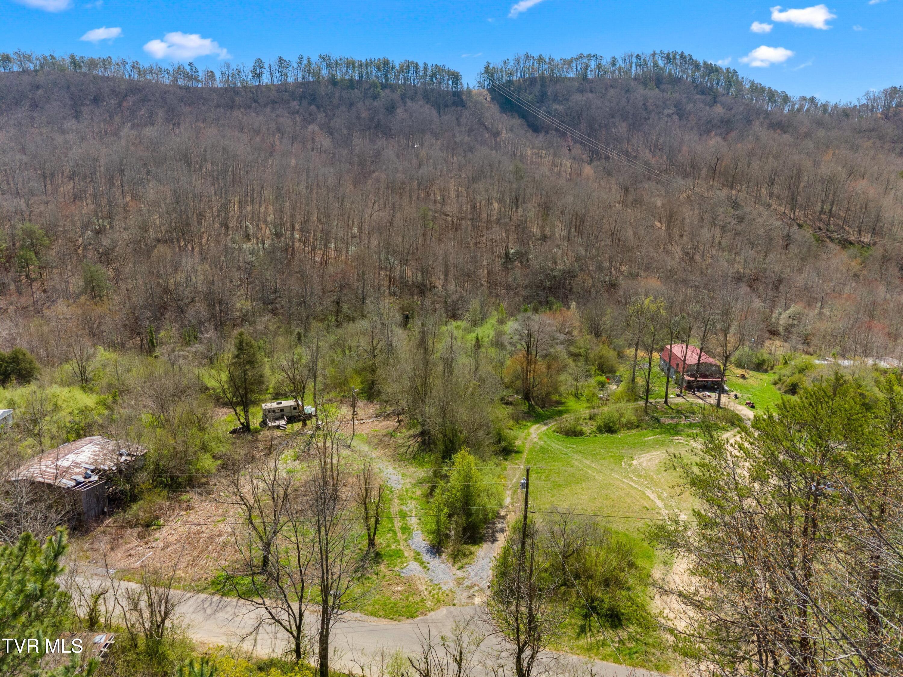 290 Cave Springs Road Rogersville, TN 37857 - Photo 8 of 16 003-290CaveSpringsRoad-Rogersville-TN-37