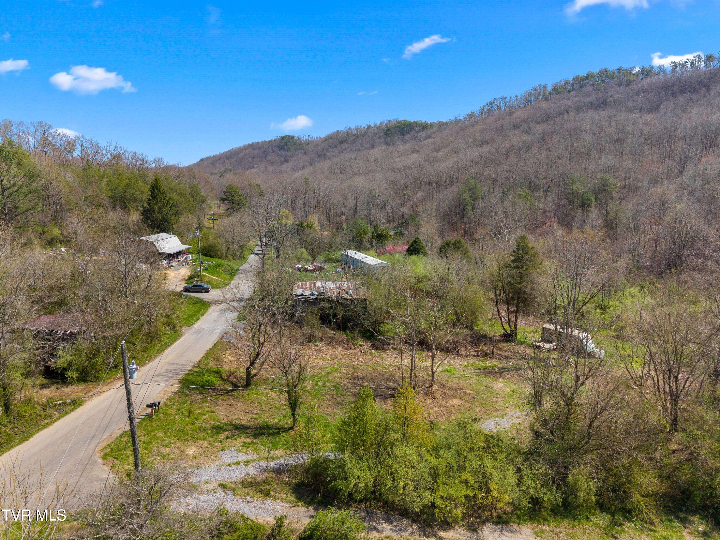 290 Cave Springs Road Rogersville, TN 37857 - Photo 10 of 16 006-290CaveSpringsRoad-Rogersville-TN-37