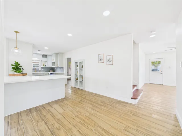 $194,900 | 529 West 4th Street, Freeport, TX 77541