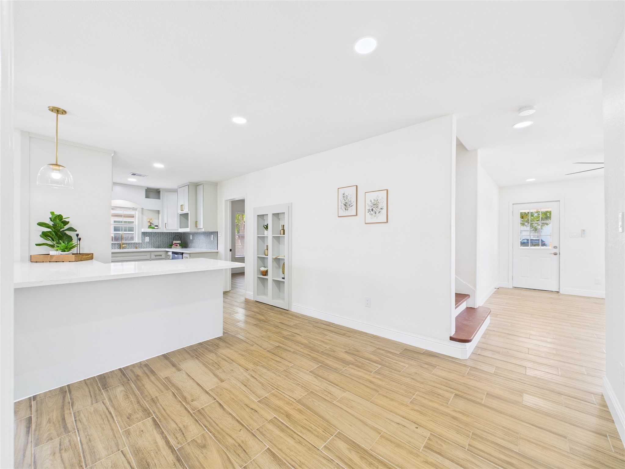 529 West 4th Street Freeport, TX 77541 - Photo 12 of 24 Kitchen and den