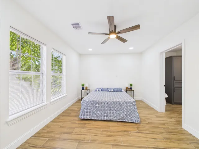 $194,900 | 529 West 4th Street, Freeport, TX 77541