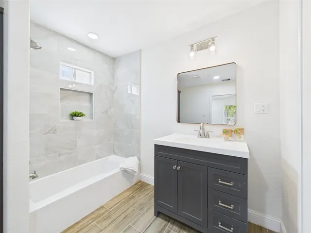 $194,900 | 529 West 4th Street, Freeport, TX 77541