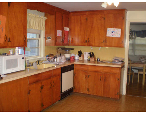 107 Columbine Road Milton, MA 02186 - Photo 8 of 13 Gallery Image 8