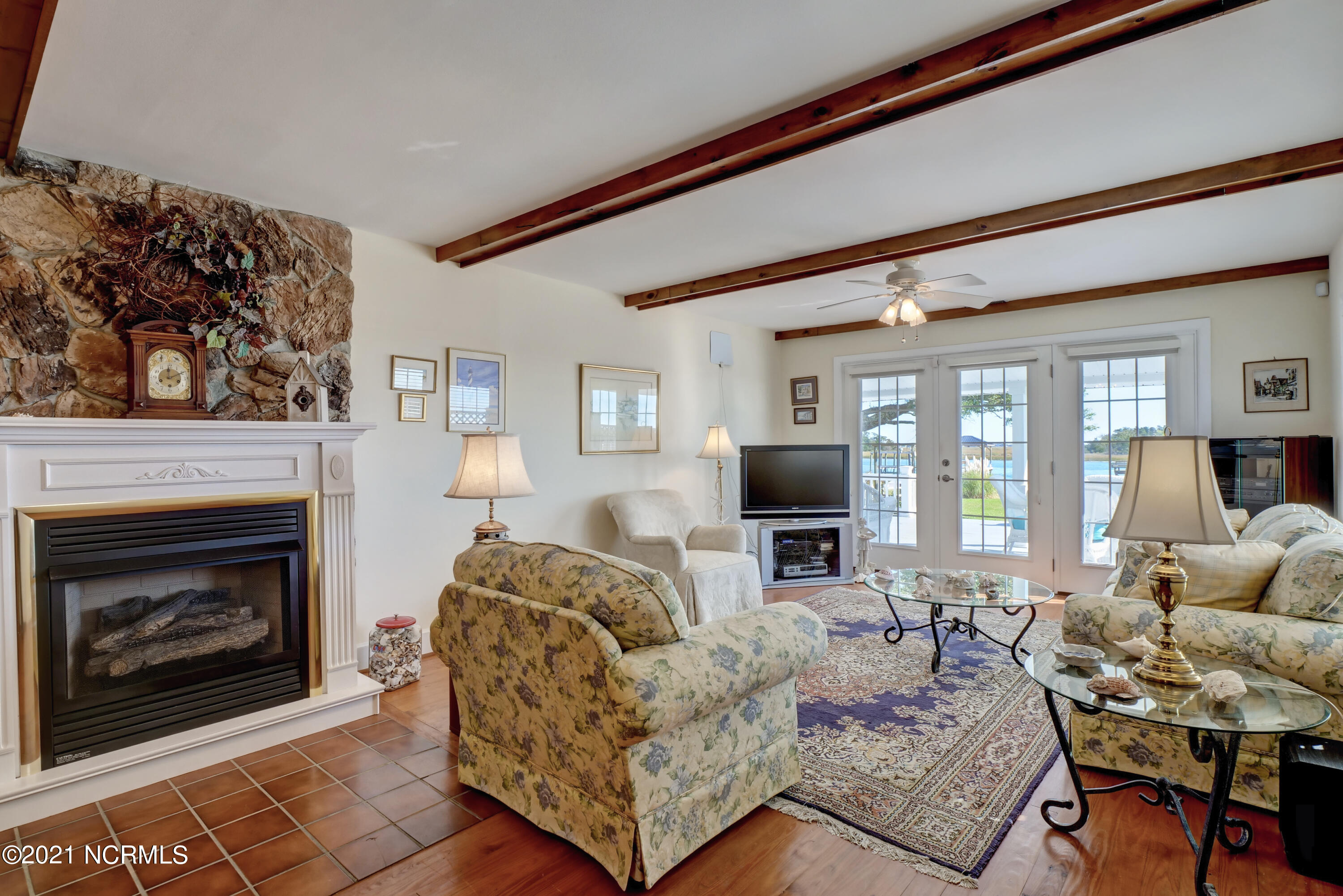 1439 Kings Landing Road Hampstead, NC 28443 - Photo 5 of 47 P7411381_2_3_4_5_6_7