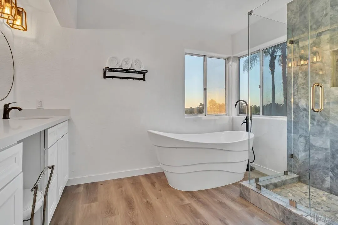 1518 Corte Roberto Oceanside, CA 92056 - Photo 21 of 41