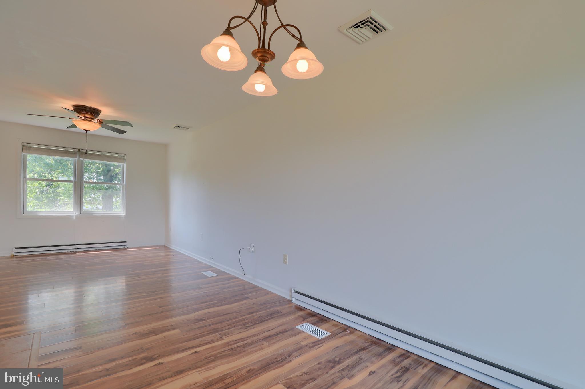 8148 Elizabethtown Road Elizabethtown, PA 17022 - Photo 6 of 38